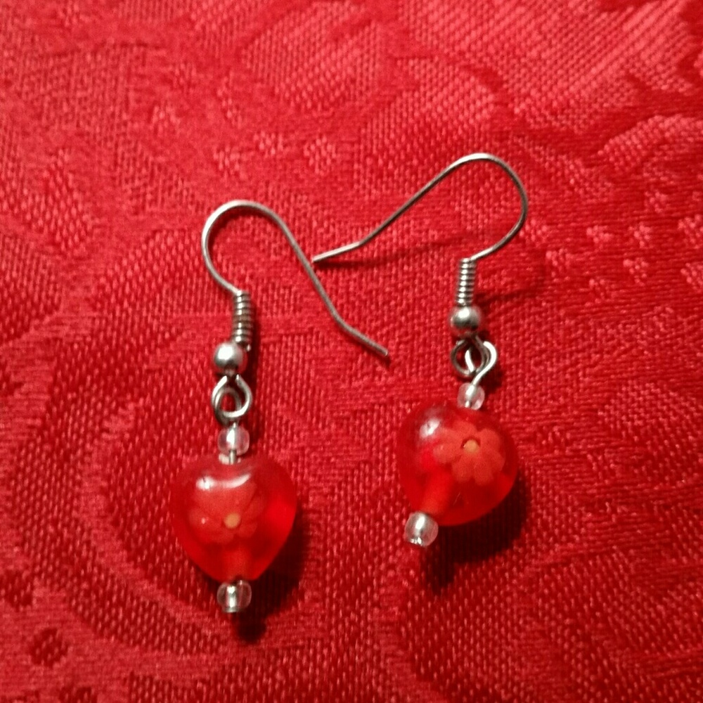 ❤Red heart earrings❤